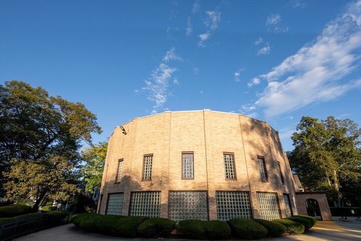 Property Photo:  9 Shadowbrook Ln 27  MA 01757 