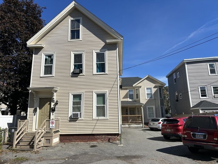 8-10 Victoria Court  Haverhill MA 01832 photo