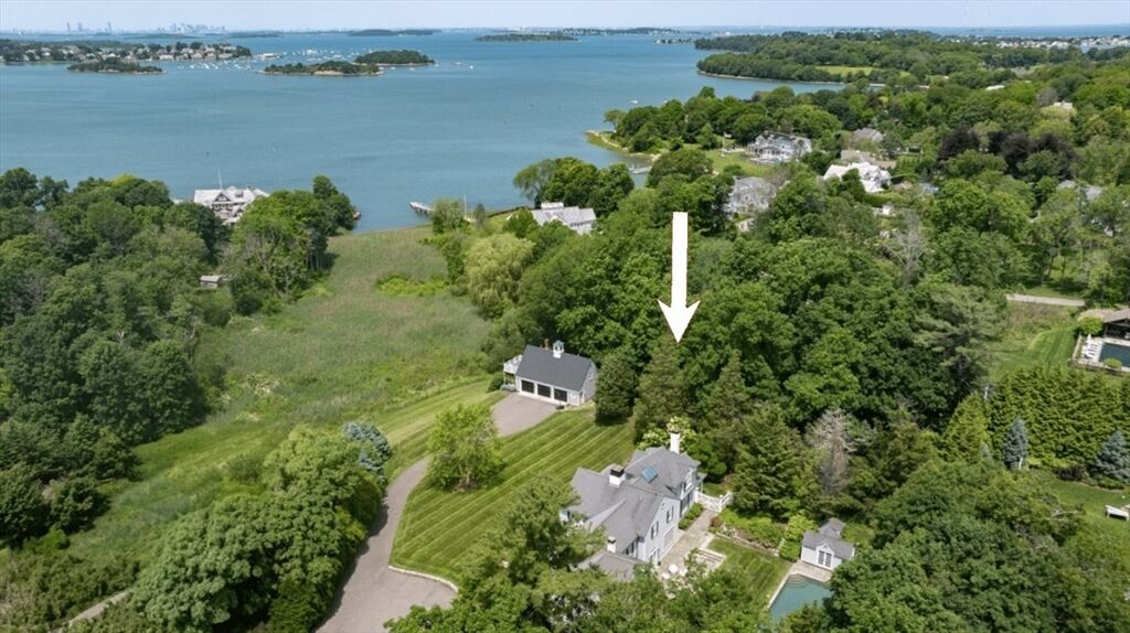 Property Photo:  10R Martins Lane  MA 02043 