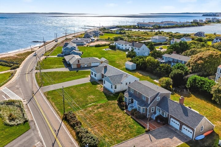 214 Menauhant Rd  Falmouth MA 02536 photo