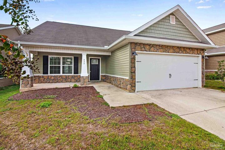 499 Eisenhower Dr  Crestview FL 32539 photo