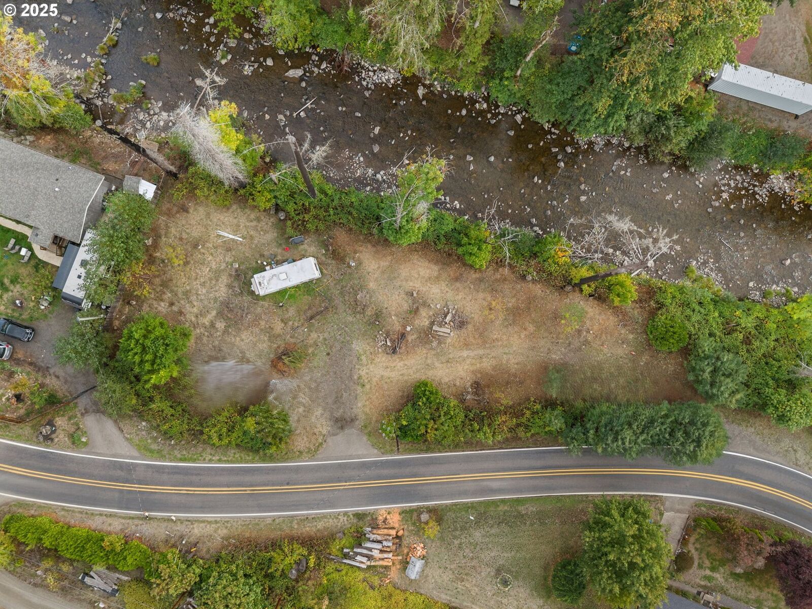 Property Photo: 45678 N Gate Creek Rd OR 97488