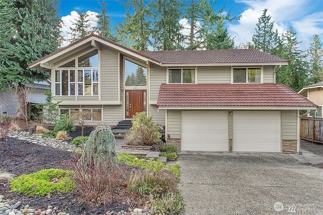 Property Photo:  8901 NE 144th Street  WA 98034 