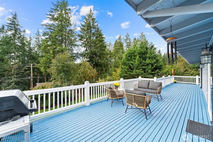 Property Photo: 18308 SE 145th Street WA 98059