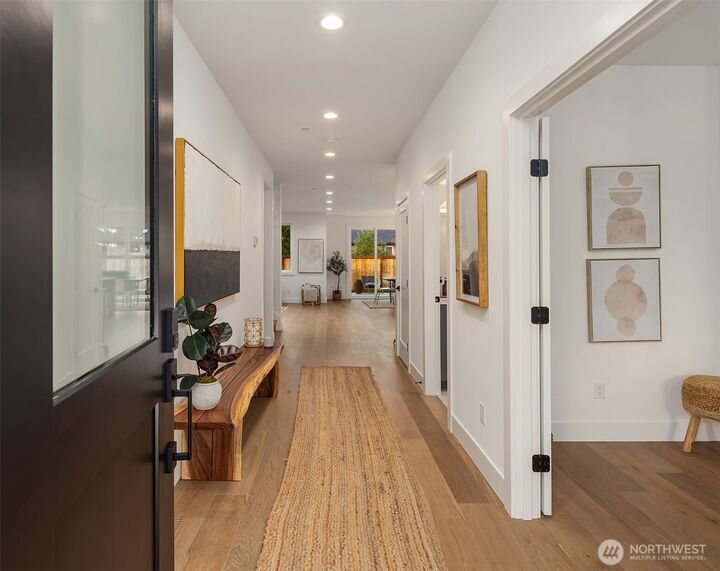 Property Photo:  13662 NE 101st Street  WA 98033