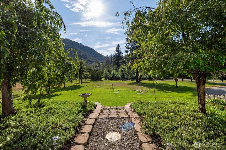Property Photo:  76 A/B  Oak Orchard Lane  WA 98826 