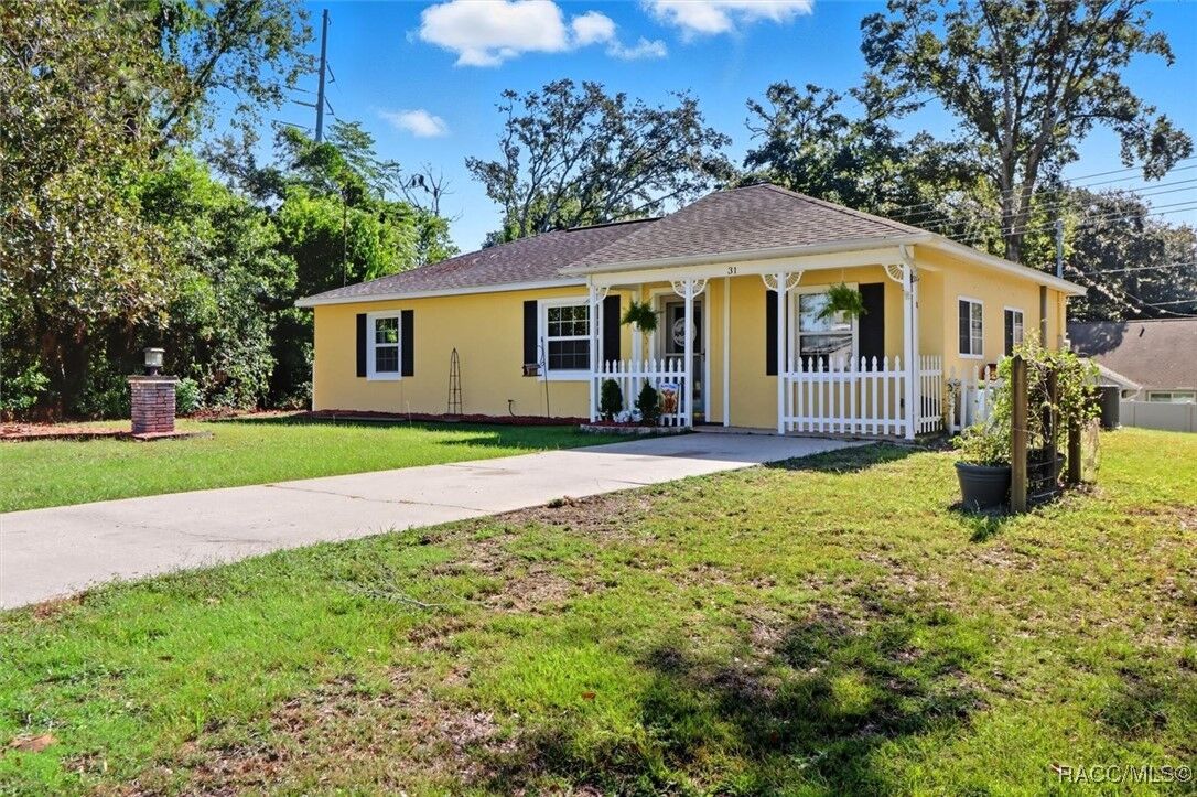 Property Photo: 31 N Osceola Street FL 34465