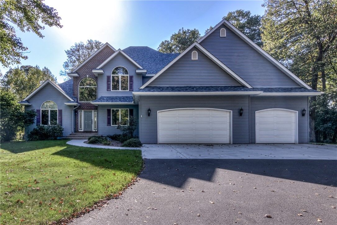 Property Photo: 5720 Wild Rose Lane WI 54701