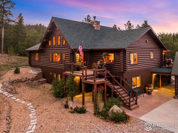 Property Photo: 427 Wilderness Ridge Way CO 80512