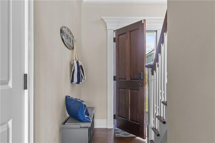 Property Photo:  5 Lowndes Street  RI 02840 