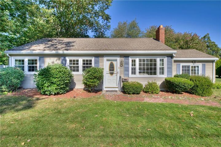 Property Photo:  9 Sherwood Lane  RI 02806 