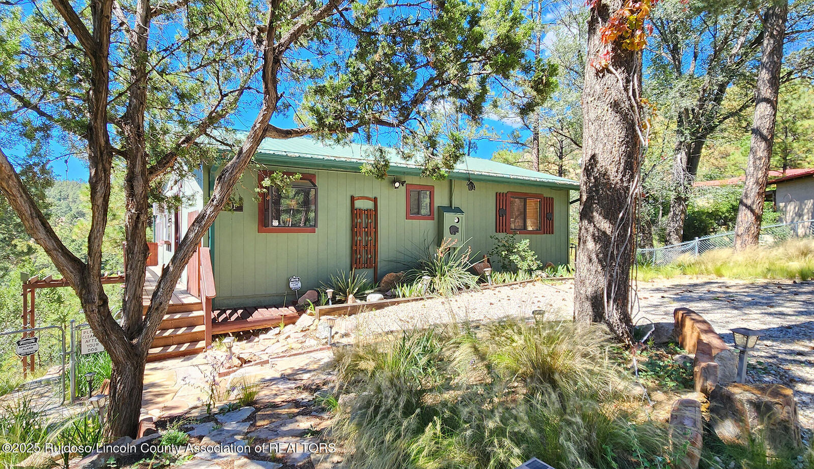 Property Photo:  201 Bradley Drive  NM 88345 
