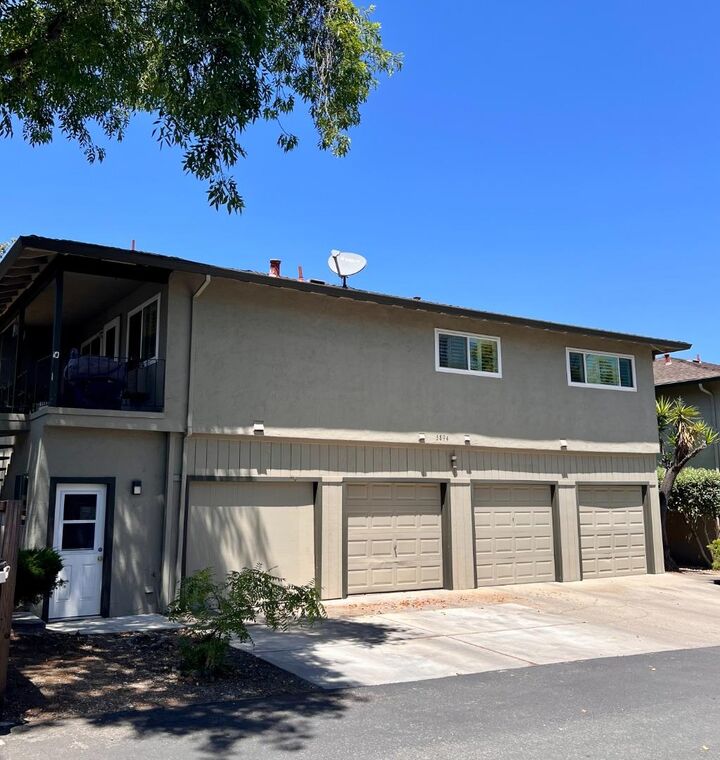 Property Photo: 5894 El Zuparko Drive 2 CA 95123