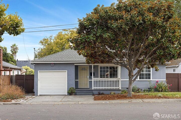 Property Photo: 688 Garside Court CA 94579