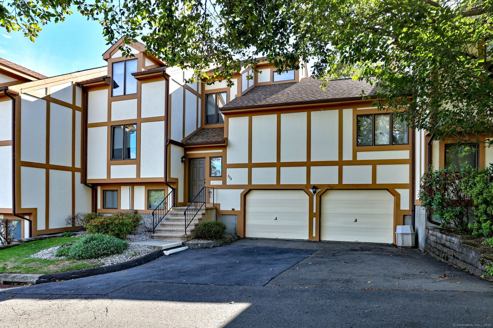 Property Photo: 690 Forest Road 702 CT 06516