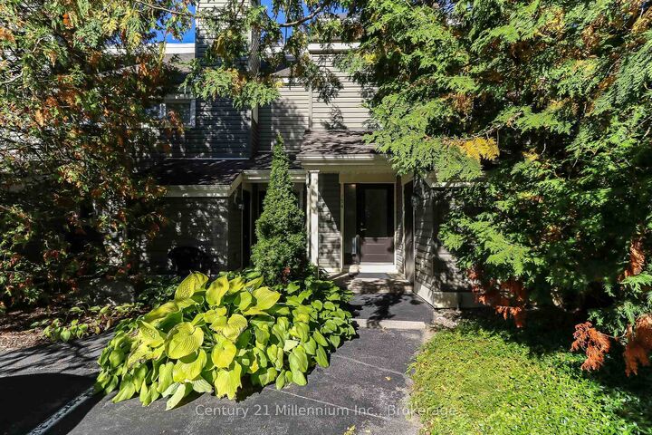 Property Photo:  194 Escarpment Crescent  ON L9Y 5B4 