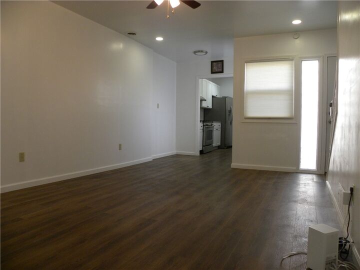 Property Photo: 1715 Larkins Way PA 15203