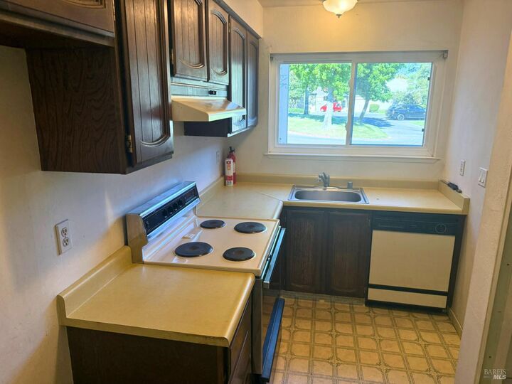 Property Photo:  2162 Knolls Drive  CA 95405 