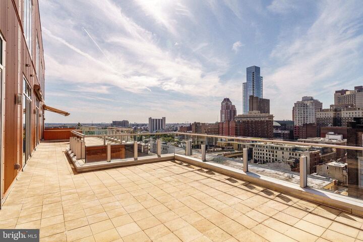 1101 Locust Street 10D  Philadelphia PA 19107 photo