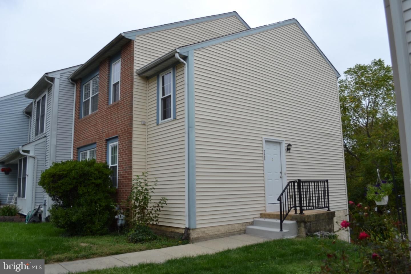Property Photo: 726 Farnham Place MD 21014