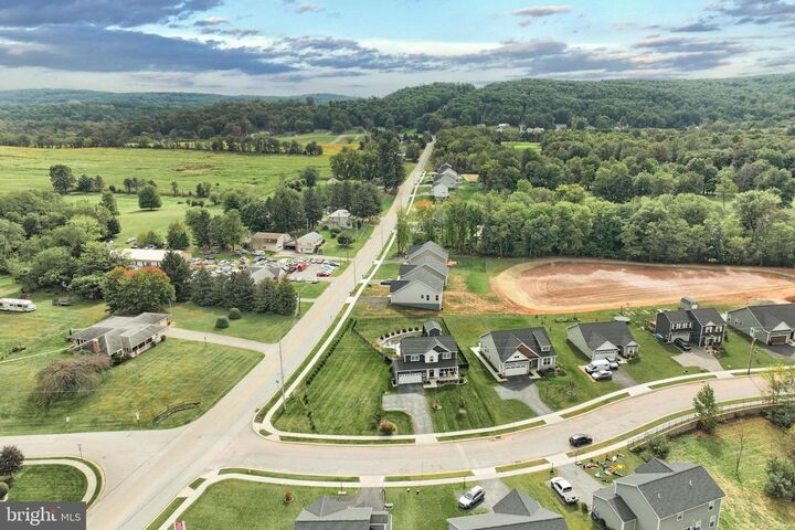 Property Photo: 6 Lobell Road PA 17301