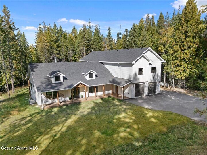 Property Photo:  95 Klickitat Rd  ID 83813 