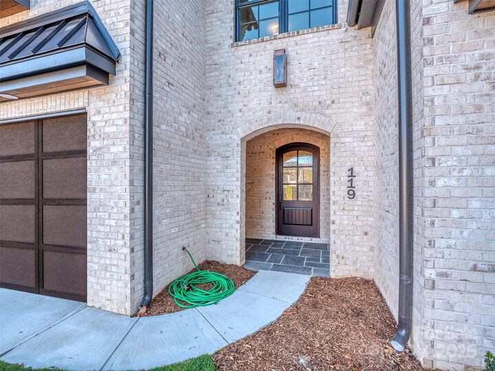 Property Photo:  305 Audrey Place 7  NC 28226 