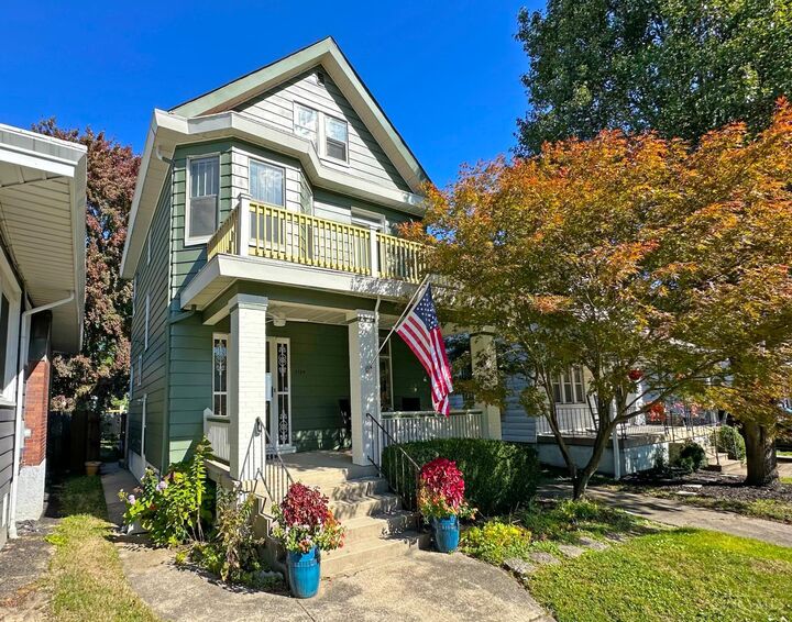 Property Photo:  2724 Markbreit Avenue  OH 45209