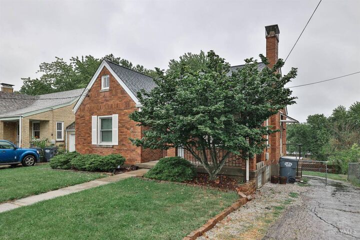 Property Photo: 3842 Biehl Avenue OH 45248