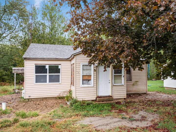 Property Photo:  6160 Congress Street  OH 43338 