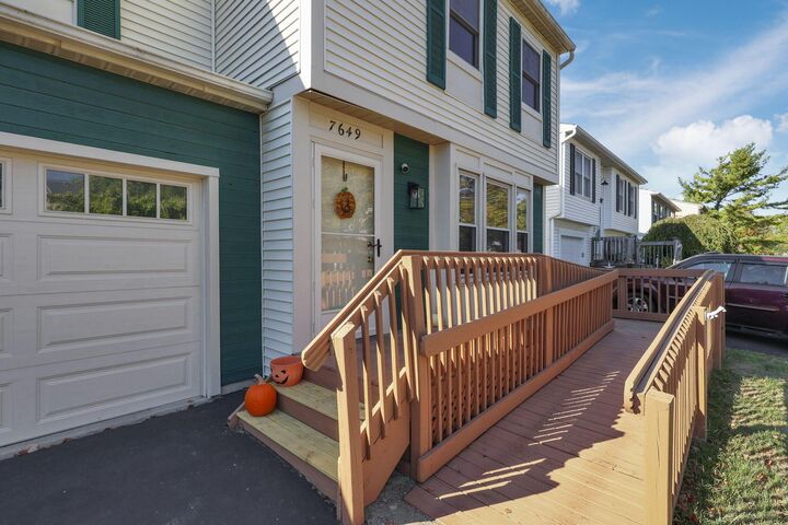 Property Photo: 7649 Flynnway Drive OH 43085