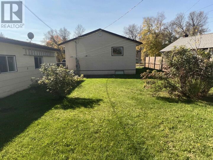 Property Photo: 146 Pine Cres ON P0T 1C0