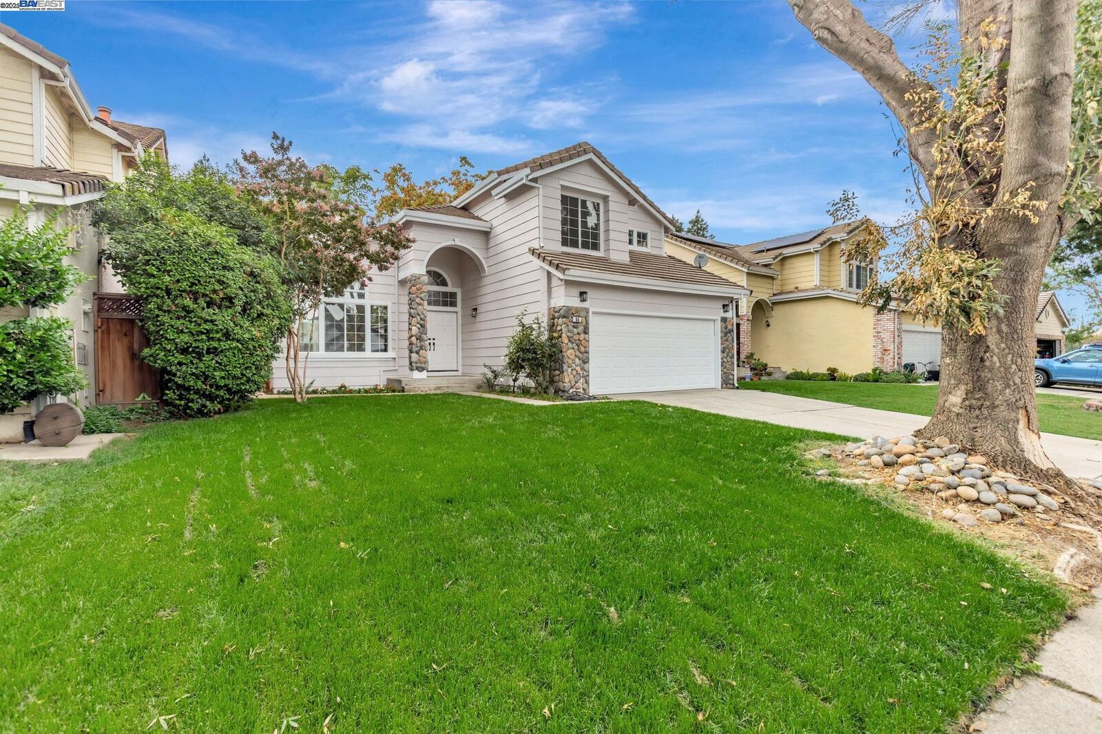 Property Photo: 55 Shakespear Ct CA 95376