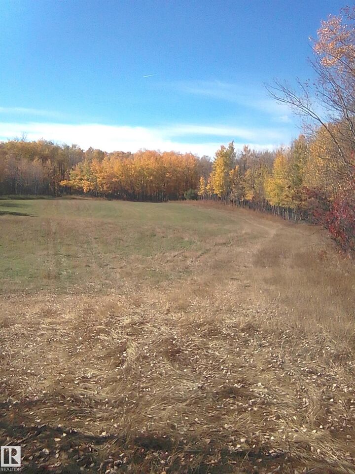 Property Photo:  Rge Rd 200 & Twp Rd 552  AB T0B 2R0 