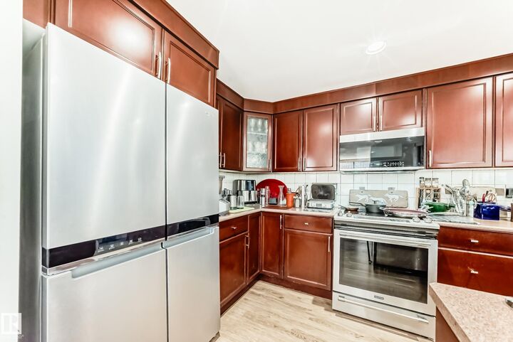 10028 119 Street NW 305  Edmonton AB T5K 1Y8 photo