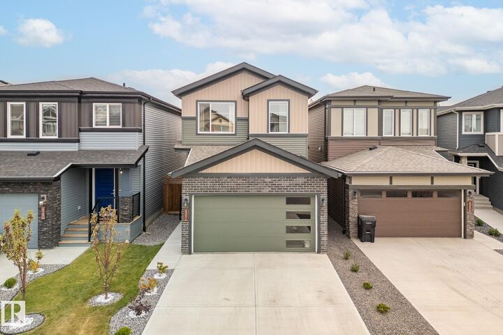 431 Conroy Crescent SW  Edmonton AB T6W 5A9 photo