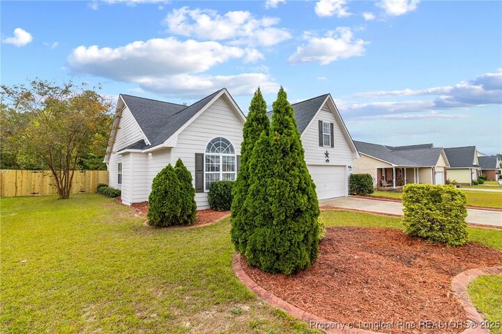 Property Photo: 179 Fallingleaf Drive NC 28376