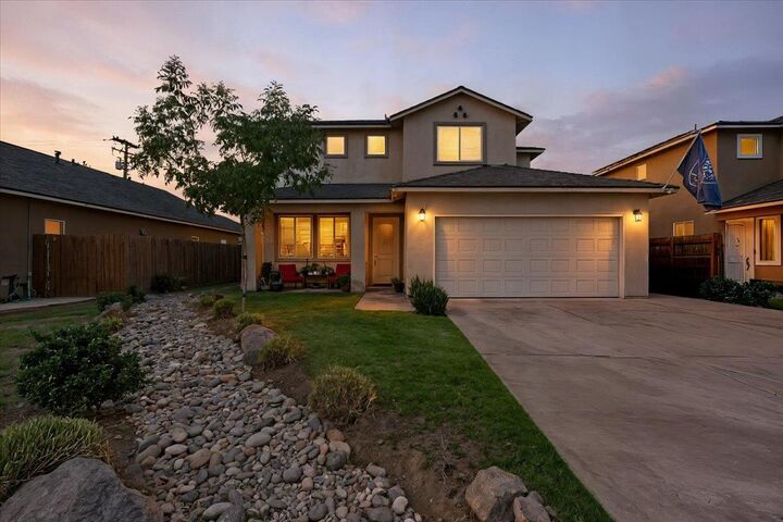 Property Photo: 299 Alder Street CA 93618