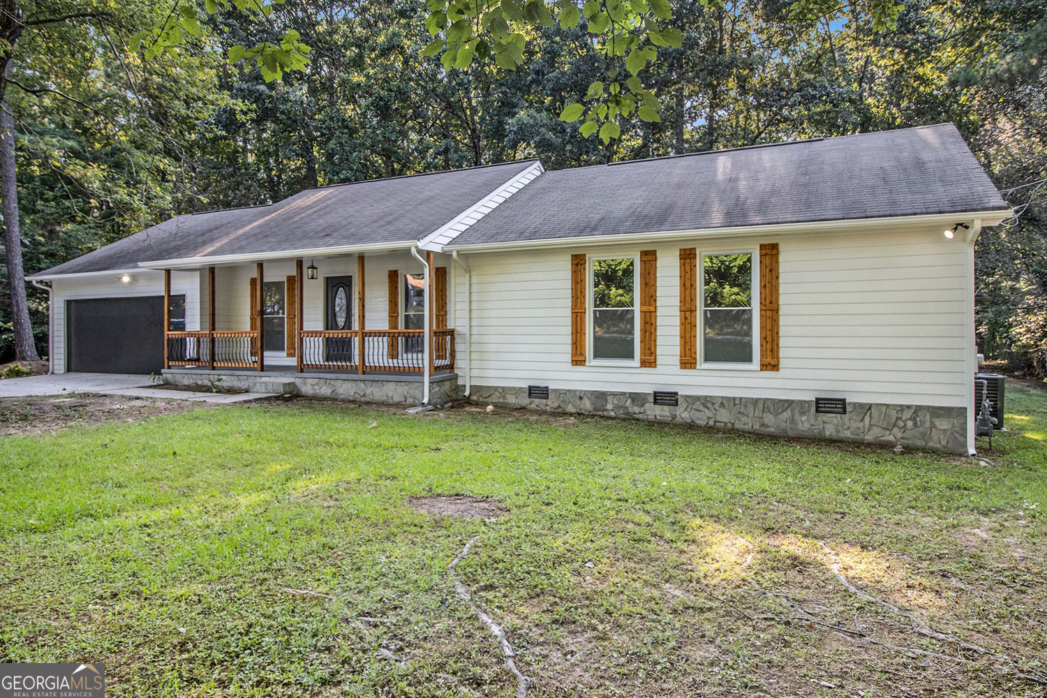 Property Photo:  9344 Hidden Hollow Trail  GA 30236 