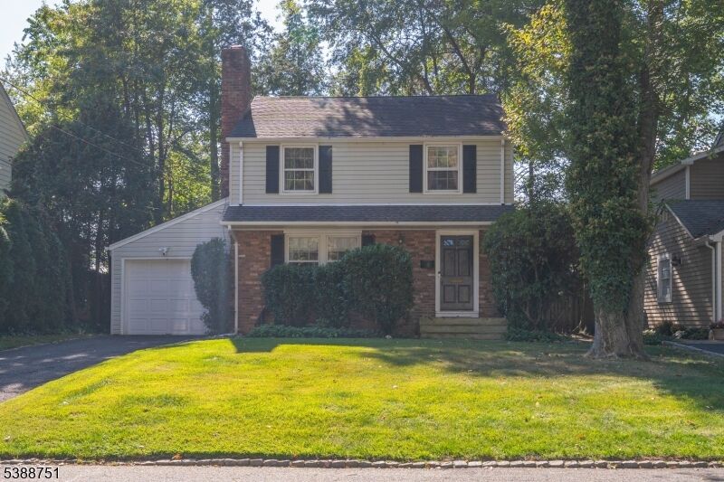 Property Photo:  68 Colfax Rd  NJ 07081 