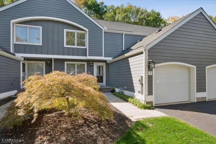 Property Photo:  7 Sherwood Dr  NJ 07960