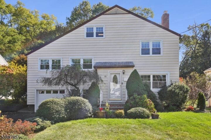 52 Greenwood Rd  New Providence Boro NJ 07974 photo
