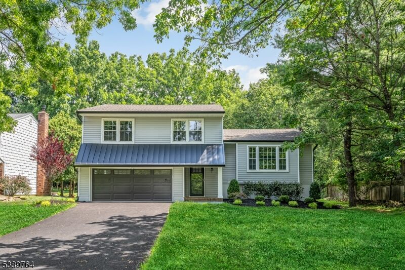 Property Photo:  1 Tannery Ln  NJ 07068 
