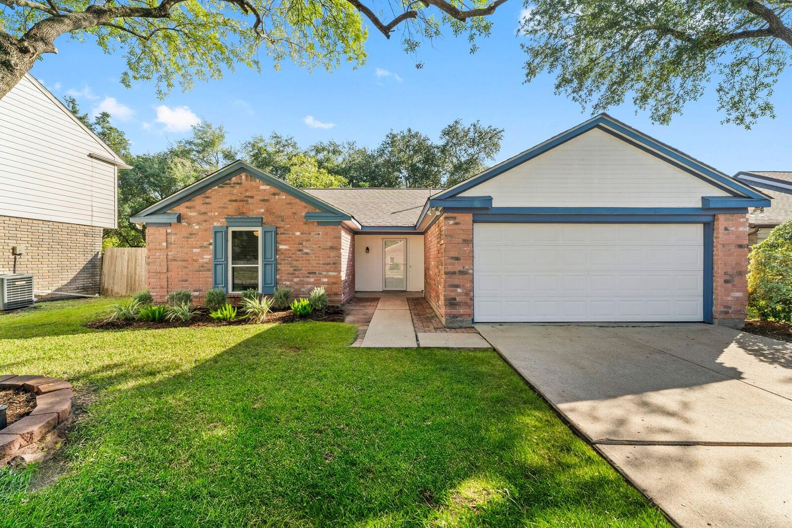 Property Photo:  9506 Poynes Drive  TX 77065 