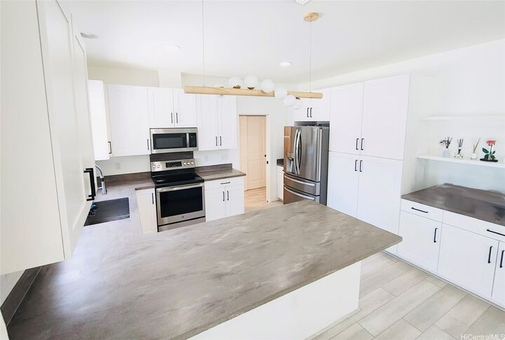 Property Photo: 91-1879 Olali Street HI 96706