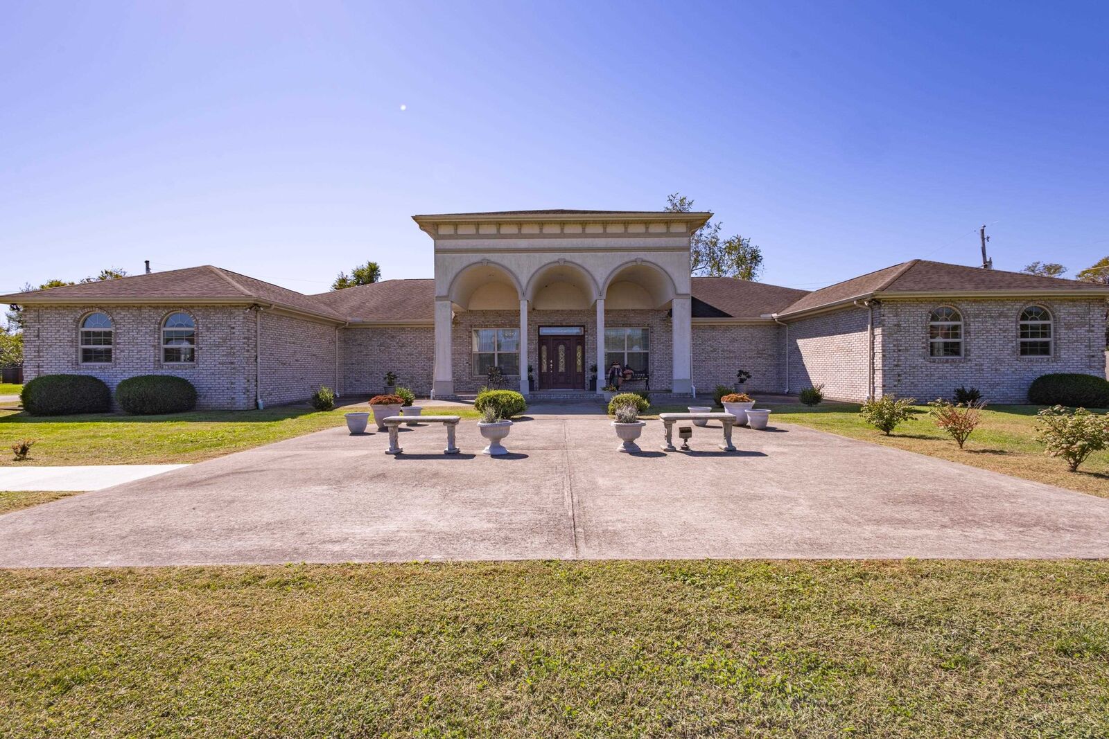 Property Photo: 202 County Road 1A OH 45638