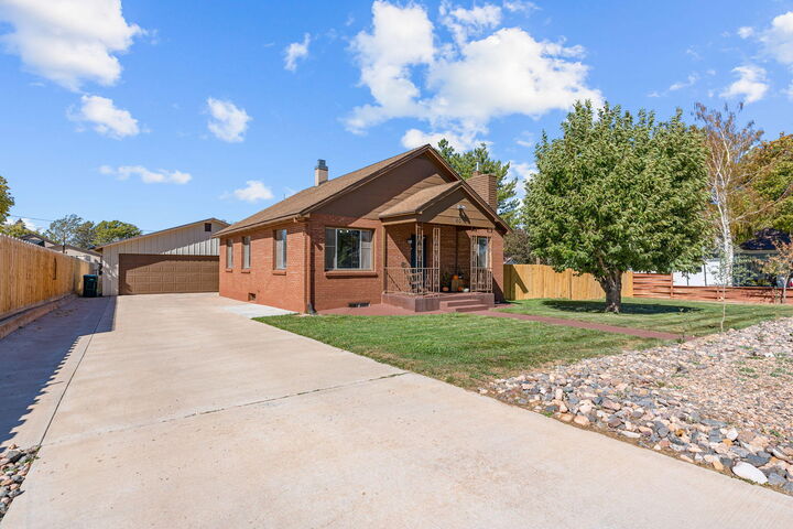Property Photo:  60 S 200 E  UT 84761 