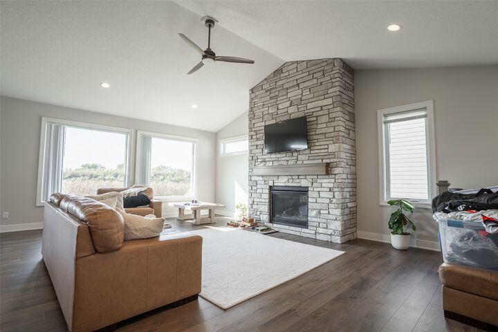 Property Photo: 2391 SE 5th Street IA 50265