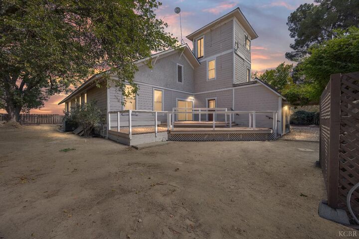 Property Photo:  14331 Fargo Avenue  CA 93230 