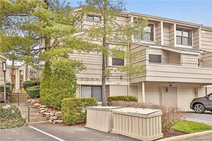 152 Branchwood Lane  Nanuet NY 10954 photo